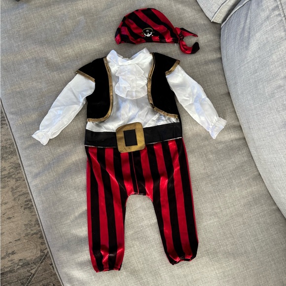 Pirate costume 12-18 months - Picture 8 of 13